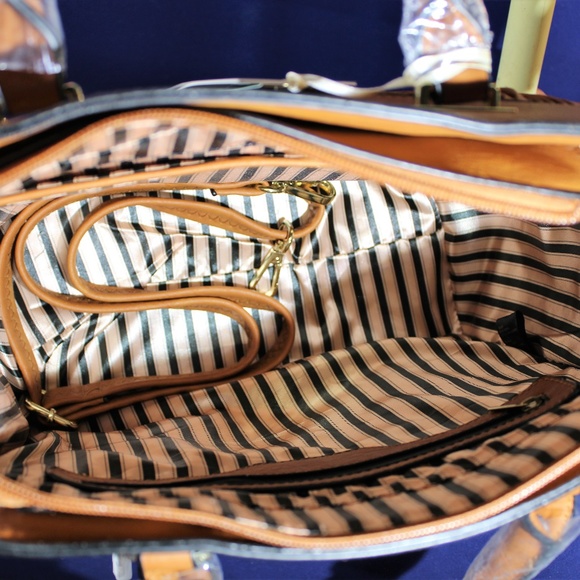 Isabelle Bags Isabelle Nwt Vegan Leather Fringe Handbag Poshmark